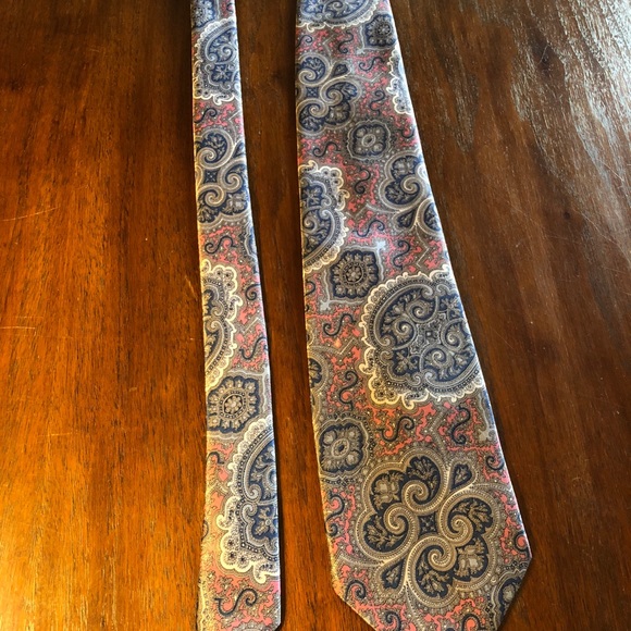 Vintage tie - Picture 1 of 3